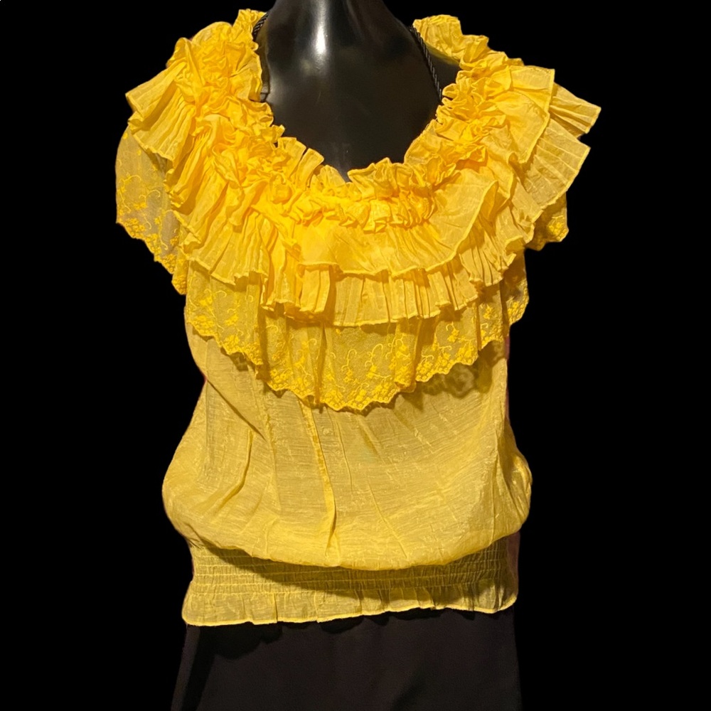 Helium London Sleeveless Tank Size XL Color Yellow